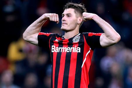 Patrik Schick (Bayer Leverkusen) - Vertrag bis 2025 - Wurde sowohl von der 'Bild' als auch von der französischen Zeitung 'L'Équipe' mit einem Wechsel zum FC Bayern in Verbindung gebracht. Hat seine Torjägerqualitäten mit 24 Saisontoren unter Beweis gestellt. Doch ein Transfer ist für die Münchner wohl kaum realisierbar. 80 Millionen Euro als Ablöse stehen im Raum.