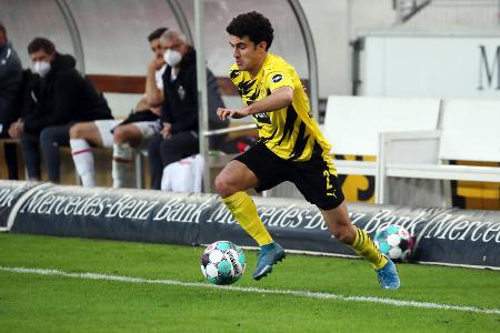 Mateu Morey - ohne Bewertung - Verpasste die gesamte Saison wegen seiner schweren Knieverletzung aus dem Mai 2021. Kehrte aber zuletzt ins Mannschaftstraining zurück. Auf ihm ruhen beim BVB große Hoffnungen für 2022/2023.