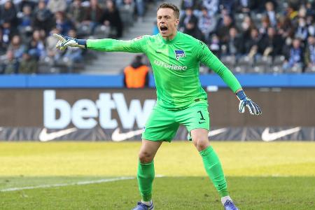 TOR: Alexander Schwolow (Hertha BSC) - Eine brutale Saison für die ehemalige Nummer eins der Berliner. Als Hertha-Stammkeeper in die Spielzeit gestartet, wurde Schwolow von Felix Magath nach dem 28. Spieltag eiskalt abgesägt. Wie es mit ihm weitergeht, ist offen und wird wohl maßgeblich vom neuen Trainer abhängen. Das war so nicht geplant.