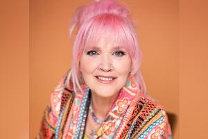 Gaby Köster: So wird ihre neue Comedy-Serie im Radio