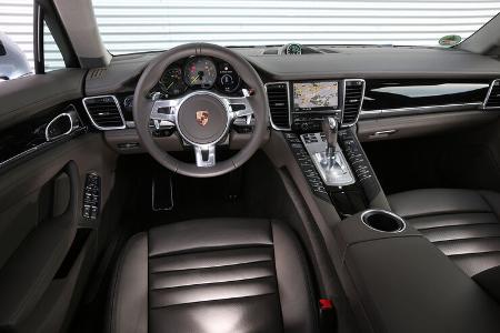Porsche Panamera S E-Hybrid, Cockpit