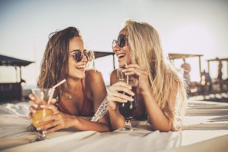 Welche Mythen über Alkohol Sie jetzt sofort vergessen können