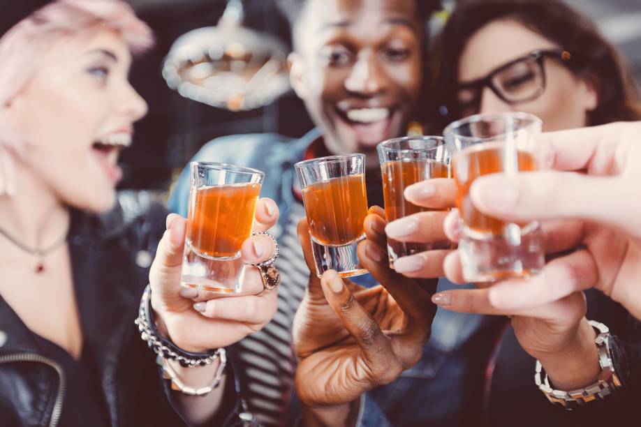 Welche Mythen über Alkohol Sie jetzt sofort vergessen können