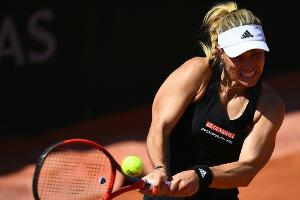 Kerber mit viel Selbstvertrauen in den Zug nach Paris