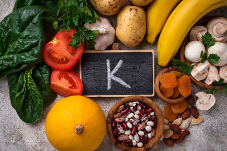Diese Vitamine und Mineralstoffe sind im Sommer besonders sinnvoll