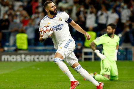 Platz 4: Karim Benzema (Real Madrid) | 54 Punkte - 27 Tore in 32 Spielen