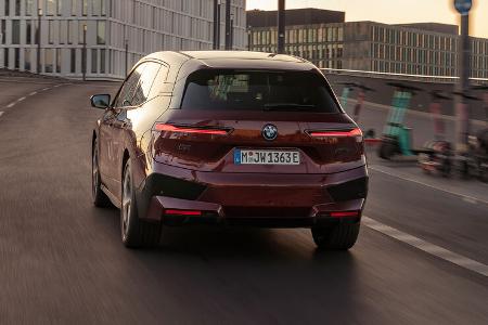 BMW iX M60