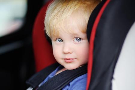 Kindersitze: Diese Modelle schützen am besten