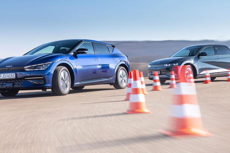 Hyundai Ioniq 5, Kia EV6, Volvo XC40