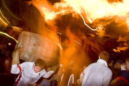 Gaga gewinnt: Das sind die verrücktesten Wettbewerbe der Welt