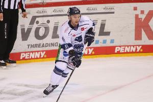DEL: Topscorer Akeson bleibt in Straubing