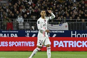 Nach Italiens WM-Aus: Kehrer "flachst" mit PSG-Kollegen