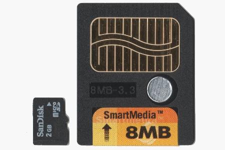 1996 - 2002: Smart Media Card