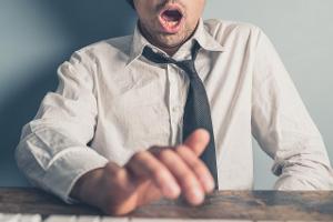 Diese 15 Dinge sollte man niemals bei der Arbeit googeln