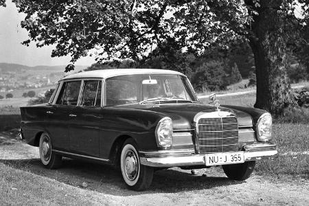 Mercedes-Benz 220Sb 