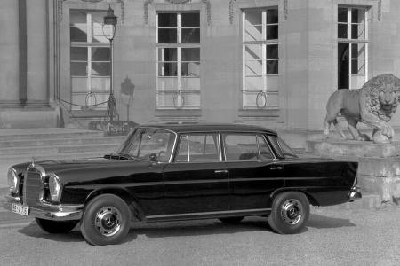 Mercedes-Benz 220Sb 