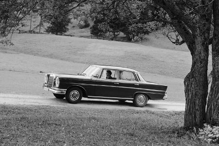 Mercedes-Benz 220Sb 