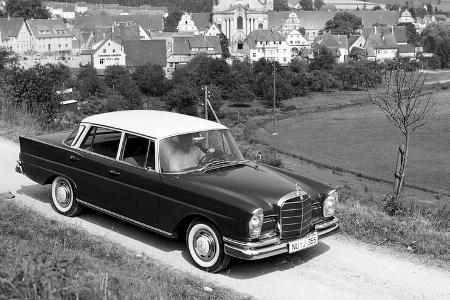 Mercedes-Benz 220Sb 
