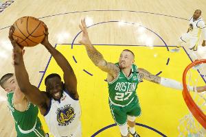 Fulminanter Start in NBA-Finals: Boston siegt bei Warriors