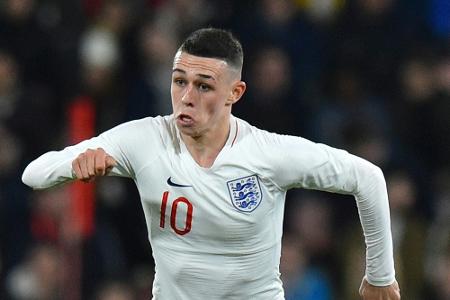 Corona: Englands Foden fällt gegen Deutschland aus Corona: Englands Foden fällt gegen Deutschland aus
