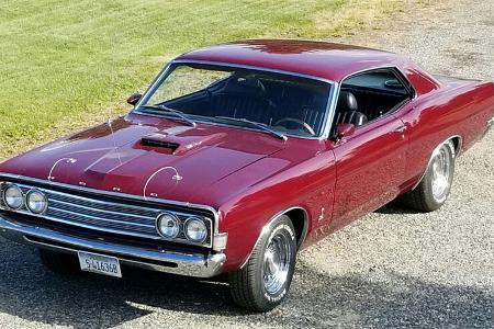 Ford Fairlane 2dr HAT