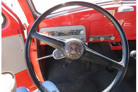 Studebaker R15 Truck
