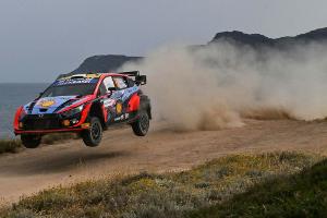 Rallye-WM: Tänak gewinnt auf Sardinien