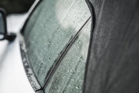 Achtung Sommergewitter: Was tun bei Hagelschäden und Co.