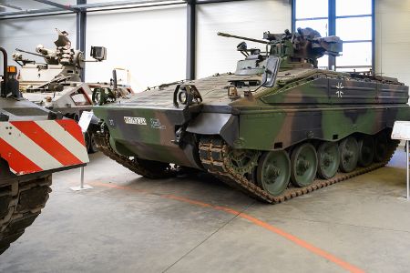 erste Marderpanzer fertig für Ukraine