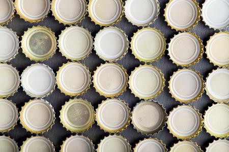 8 Arten ein Bier zu öffnen