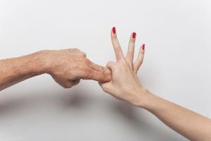 Fingerfertigkeit: So legen Sie bei Frau Hand an
