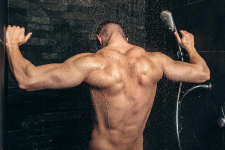 Fit in 5 Minuten: So trainieren Sie unter der Dusche