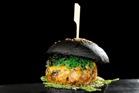 Wir starten ganz gemütlich mit einem Burger. Den 