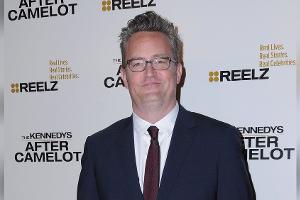 Über Drogenprobleme und "Friends": Matthew Perrys Memoiren sind fertig
