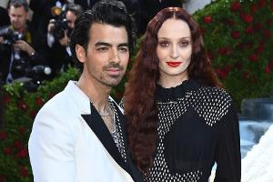 Joe Jonas beim zweiten Baby mit Sophie Turner nicht mehr so aufgeregt
