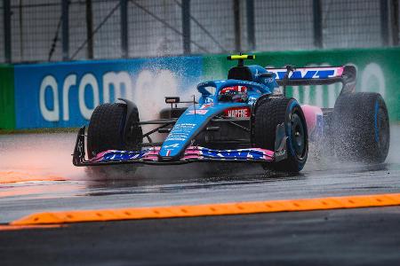 6. Esteban Ocon (Alpine) - Note: 2,5 - Fuhr gegen Schumacher in der ersten Runde die Ellenbogen aus, nach dem VSC war er gegen Hamilton machtlos. Konzentrierte sich fortan auf seine Rennpace und die eigentlichen Gegner. Hatte unter dem Strich auch die bessere Strategie als sein Teamkollege und blieb deshalb auch zu Recht vor ihm.