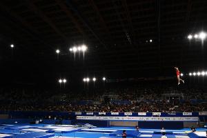 Die Finals in Berlin: Trampolin-Titel an Vogel und Adam