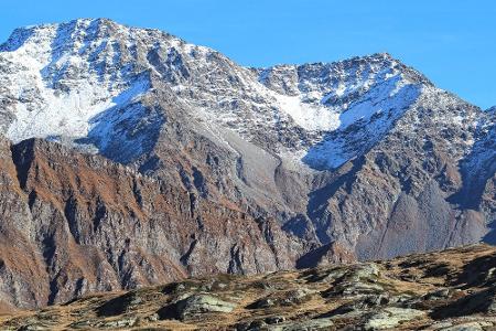 Neben der Autobahn: Szenische Straßen durch die Alpen