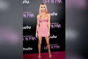 Neuer Look: Megan Fox trägt ihr Haar jetzt blond mit pinken Strähnchen