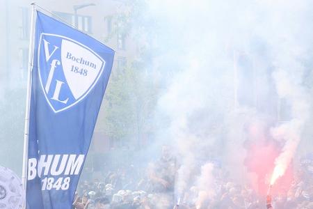 Union, HSV, BVB und Co.: DFB-Geldstrafen für Pyro-Vergehen Union, HSV, BVB und Co.: DFB-Geldstrafen für Pyro-Vergehen