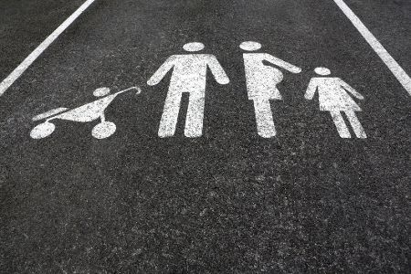 Von Lichthupe bis Mutter-Kind-Parkplatz: Diese Verkehrsmythen sind falsch Von Lichthupe bis Mutter-Kind-Parkplatz: Diese Verkehrsmythen sind falsch