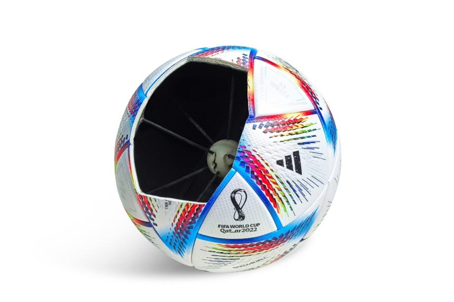 WM-Spielball erstmals mit vernetzter Balltechnologie