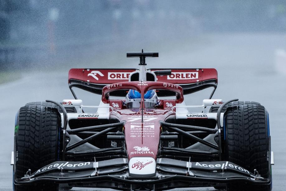 Hamilton stark im Silverstone-Training