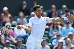 Wimbledon: Starker Djokovic locker im Achtelfinale