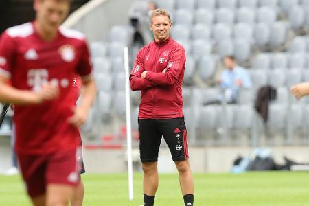 FC Bayern startet mit Rumpfteam ins Training FC Bayern startet mit Rumpfteam ins Training