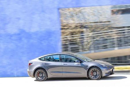 Tesla 3 Performance