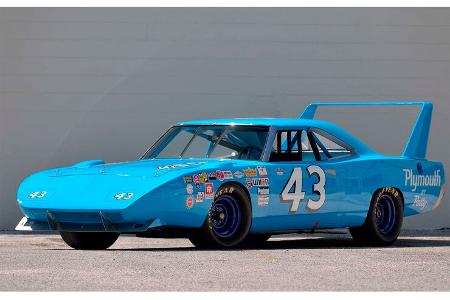 1970-Plymouth-Superbird-Richard-Petty-NASCAR-_-S96
