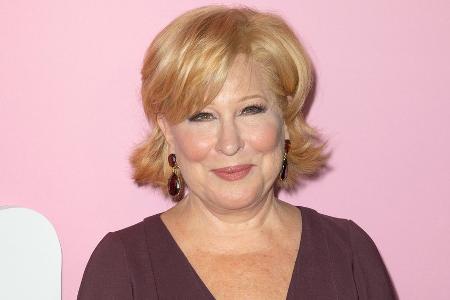 Nach Skandal-Tweet: Bette Midler wollte nicht 