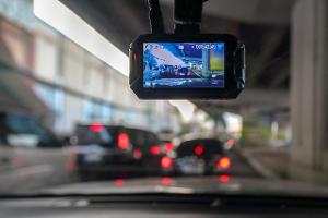 Was Sie beim Kauf einer Dashcam wissen müssen