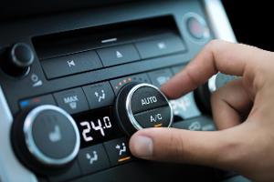 Vergleich: Klimaanlage oder Klimaautomatik – wer kann was?